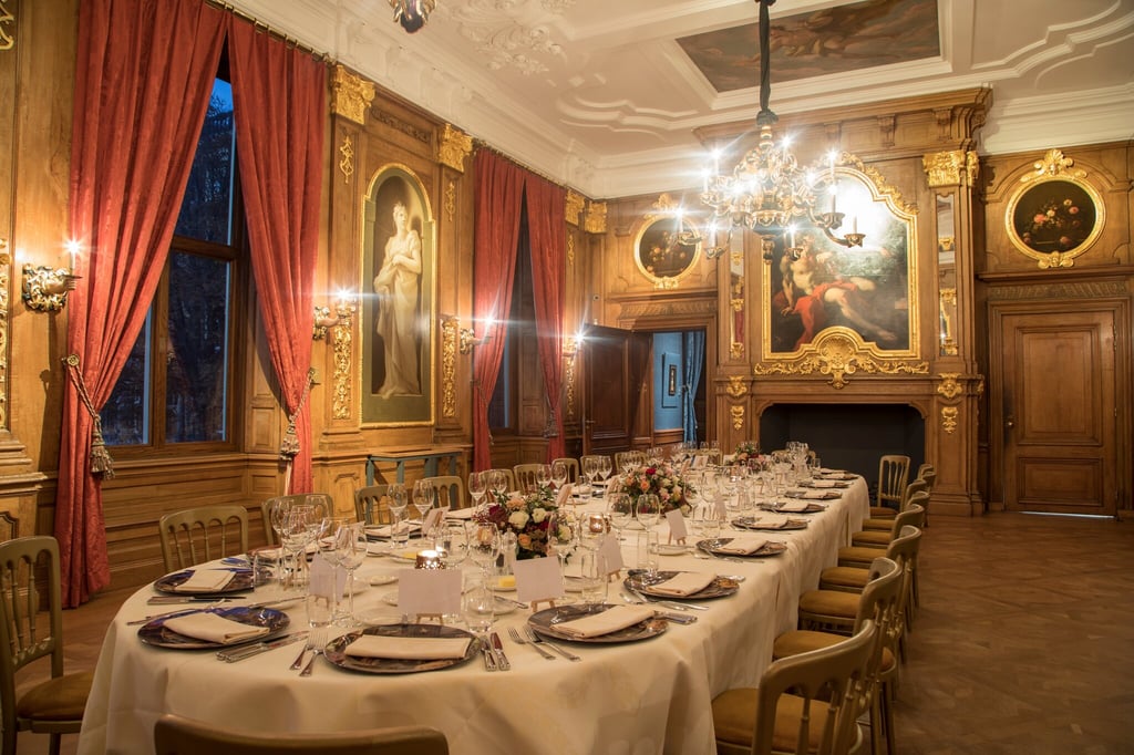 Gouden Zaal - ovalen tafel tot 32 personen